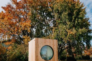 Řešení bytové krize nepřináší. I tak Češi podléhají trendu mini domků, říká propagátor architektury